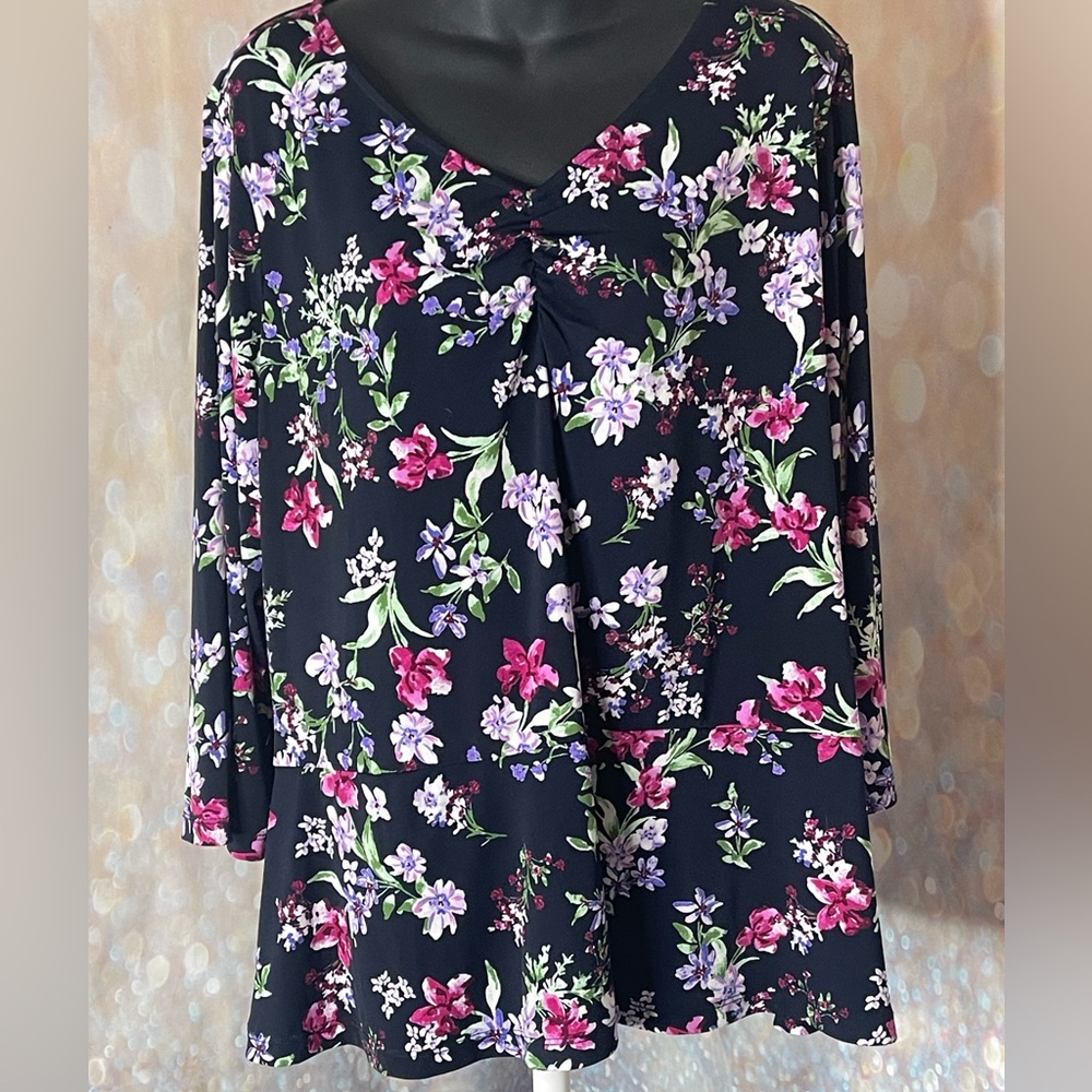 Susan Graver Women's Floral Top  Sz XL